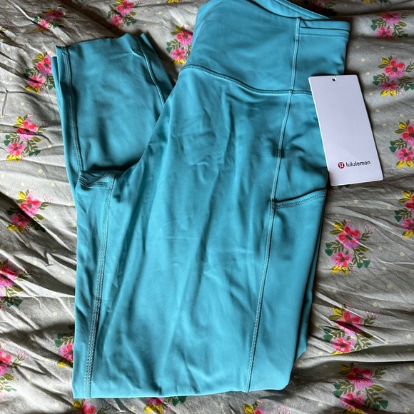 {Lululemon} Fast and Free HR 25” Tight/Legging NWT size 14 - Picture 7 of 9